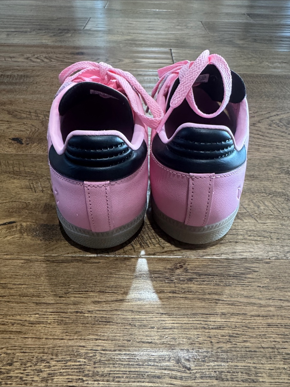 NWOT Adidas Messi Pink Samba OG Sneakers with Black Stripes Sz 6 - Picture 4 of 6